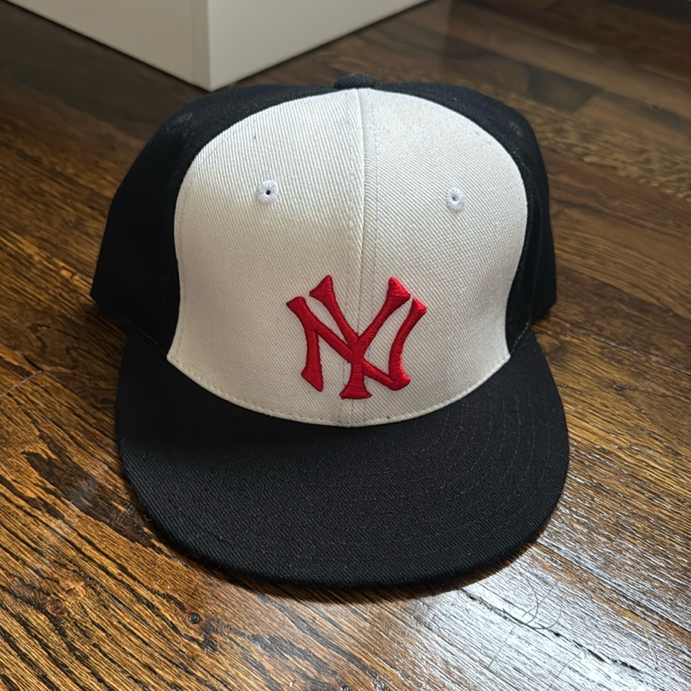 New York Yankees Black Red White SnapBack